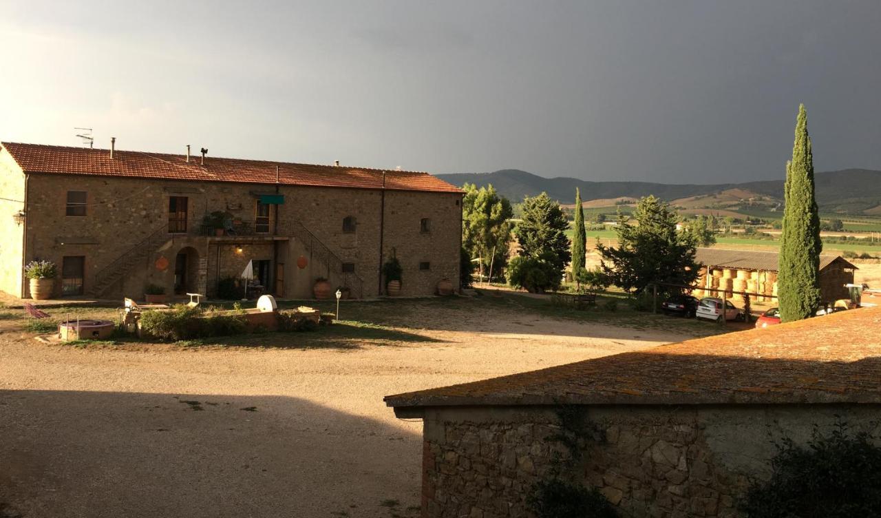 הוילה טלאמונה Agriturismo La Valentina Nuova מראה חיצוני תמונה